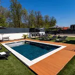 Porta Iii - Private Pool And Jacuzzi * Balatonalmádi