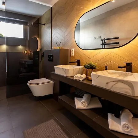 Porta Iii - Privat Garden&pool&jacuzzi * Balatonalmádi
